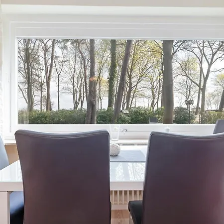 Haus Eva Mar Am 2 アパート *